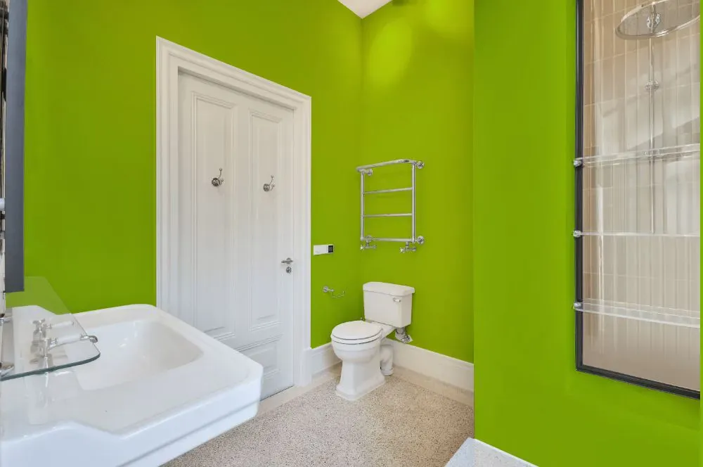 Benjamin Moore Margarita bathroom