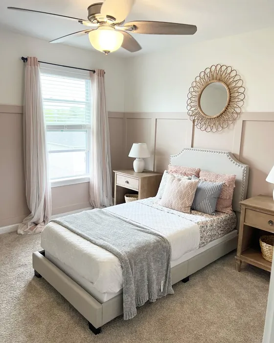 Benjamin Moore Meadow Pink Bedroom