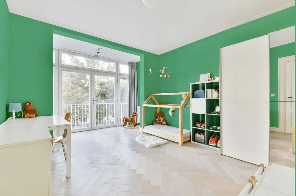 Benjamin Moore Meadowlands Green kidsroom interior, children's room