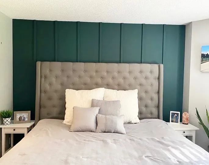 Benjamin Moore Mediterranean Teal bedroom panelling color