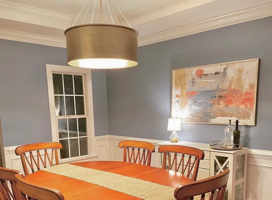 Benjamin Moore Mineral Alloy dining room paint