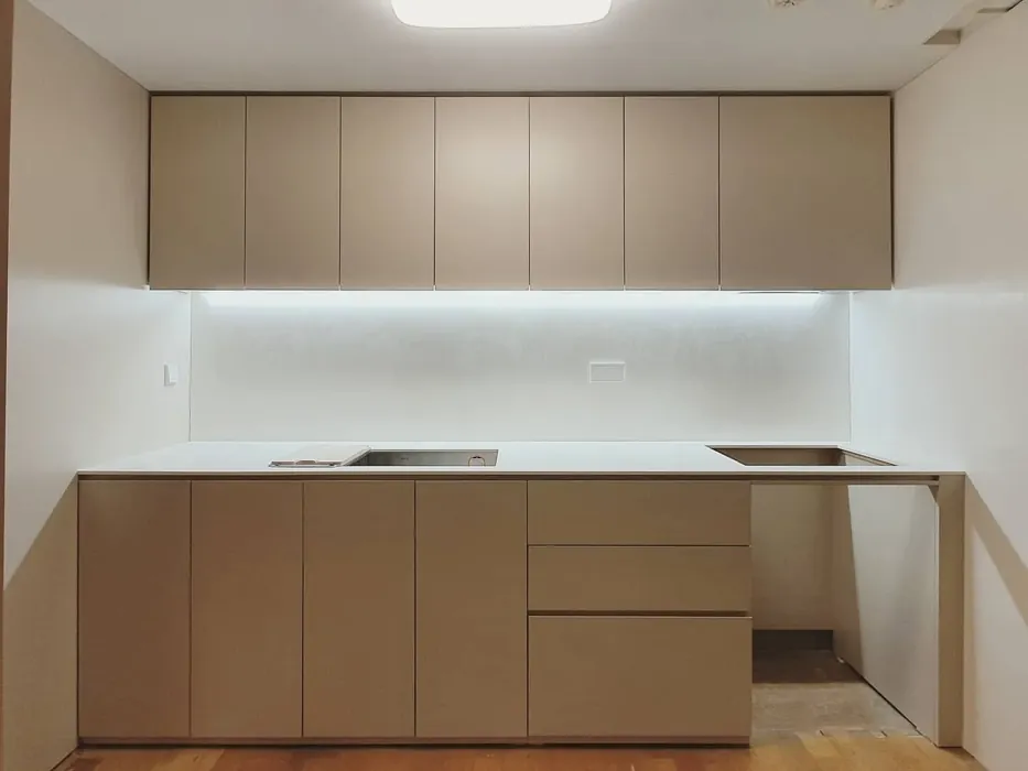 Benjamin Moore Mocha Cream kitchen cabinets color