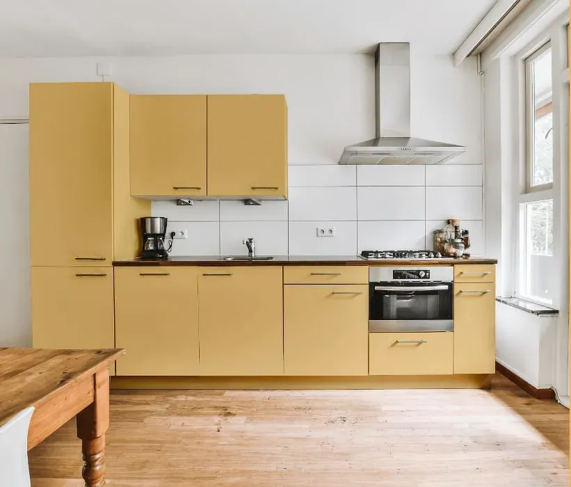 Benjamin Moore Moir Gold kitchen cabinets
