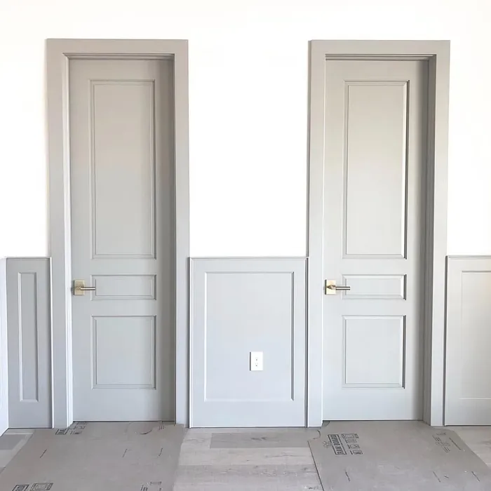 Benjamin Moore Northern Cliffs wall panelling 