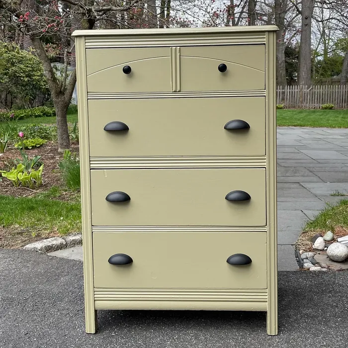 Benjamin Moore Olive Branch painted furniture review