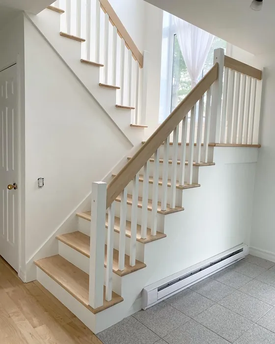 Benjamin Moore Oxford White stairs color paint