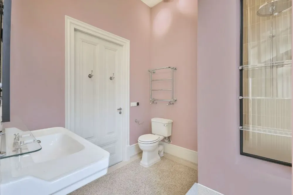 Benjamin Moore Paris Romance bathroom