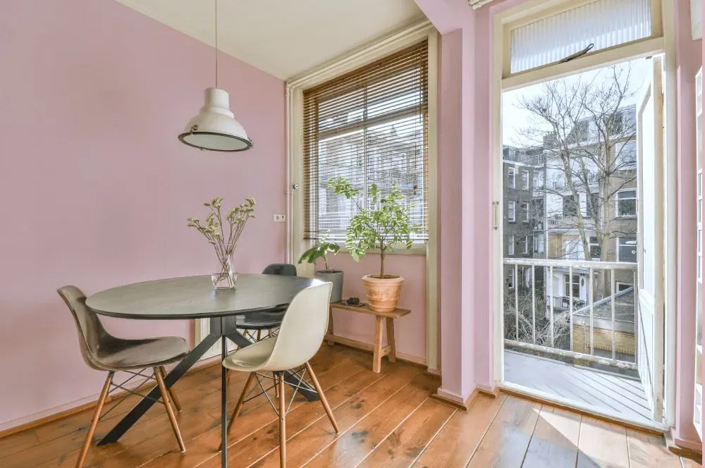 Benjamin Moore Pink Innocence living room