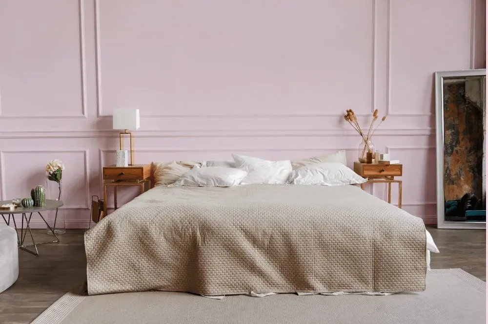 Benjamin Moore Pink Peony bedroom