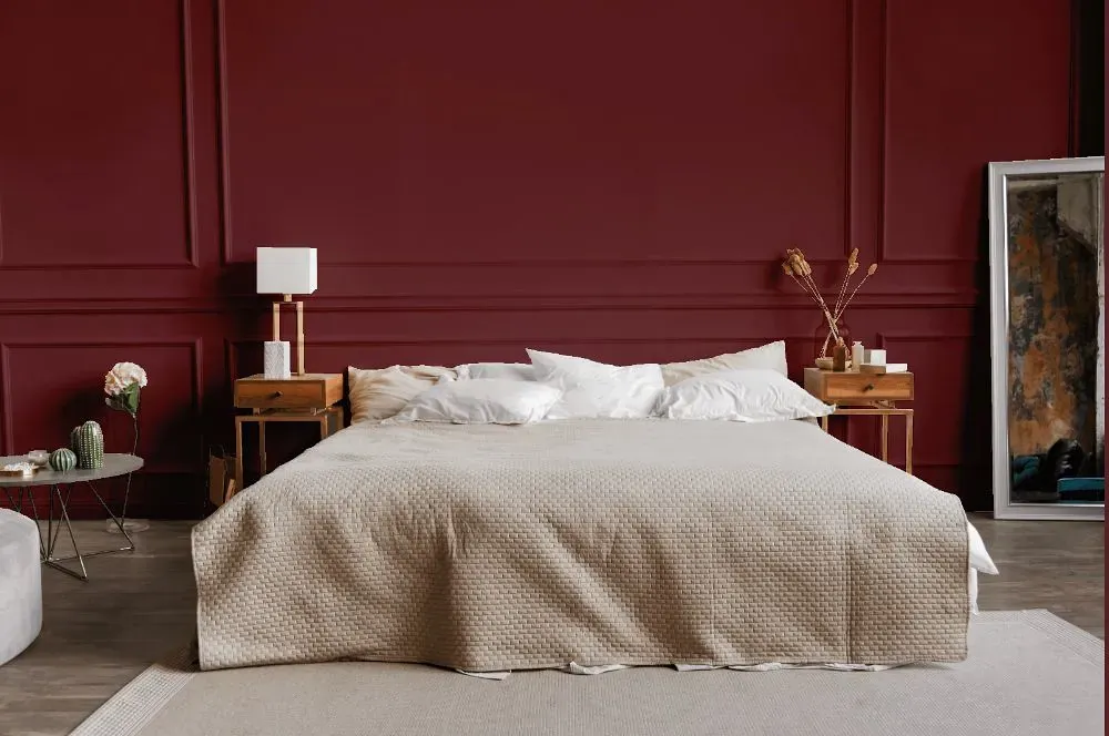 Benjamin Moore Plum Raisin bedroom