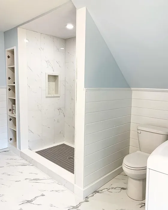 Benjamin Moore Polar Sky cozy bathroom paint review