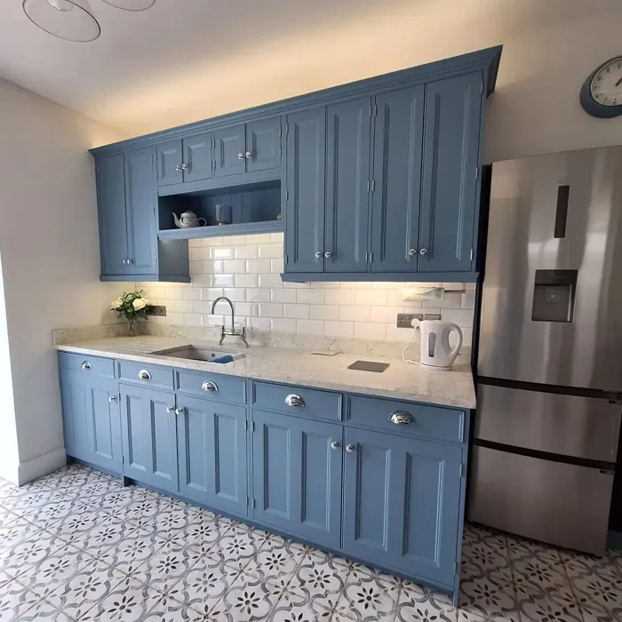 Benjamin Moore Polaris Blue kitchen cabinets 