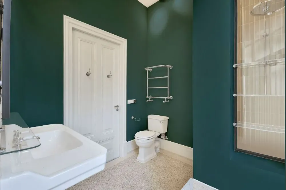 Benjamin Moore Polished Slate bathroom