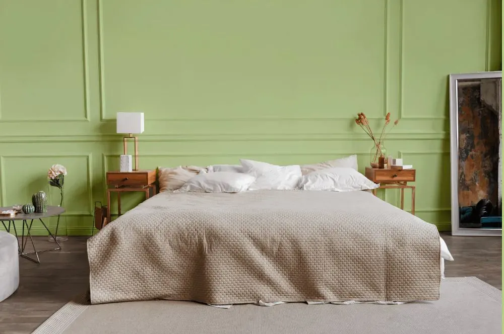 Benjamin Moore Potpourri Green bedroom