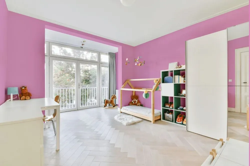 Benjamin Moore Pretty Pink kidsroom interior, children's room