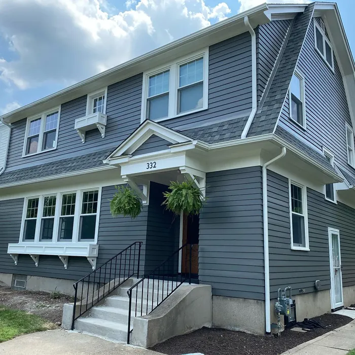 Benjamin Moore Pure White house exterior color