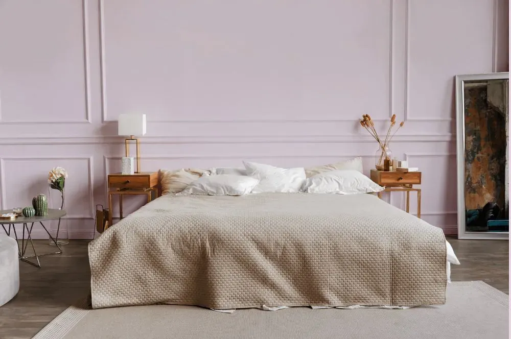 Benjamin Moore Purple Cream bedroom
