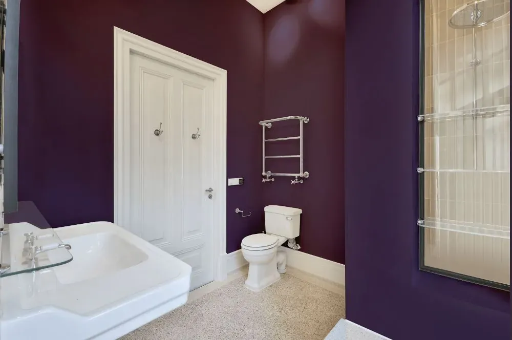 Benjamin Moore Purple Lotus bathroom