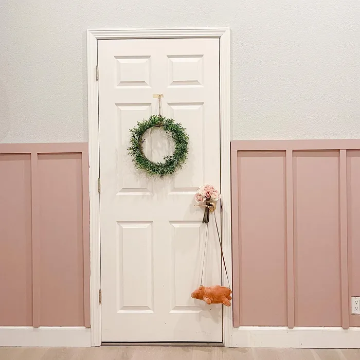 Benjamin Moore Rose Bisque wall panelling 