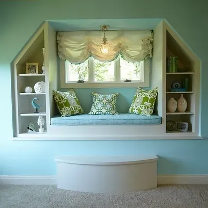 Benjamin Moore San Clemente Teal bedroom 