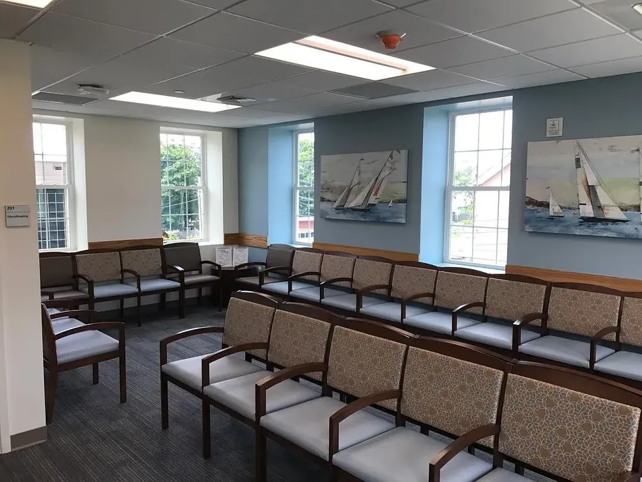 Benjamin Moore Santorini Blue wall paint review