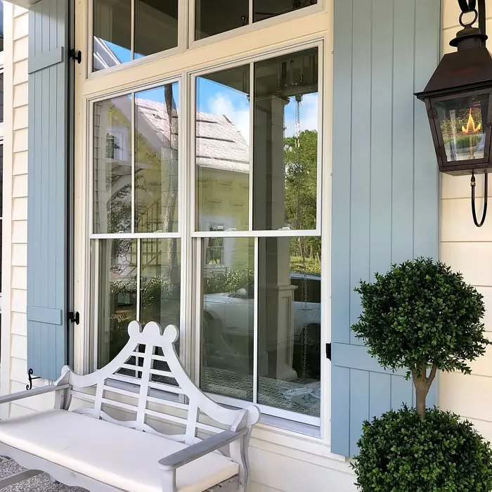 Benjamin Moore Nantucket Fog exterior paint review