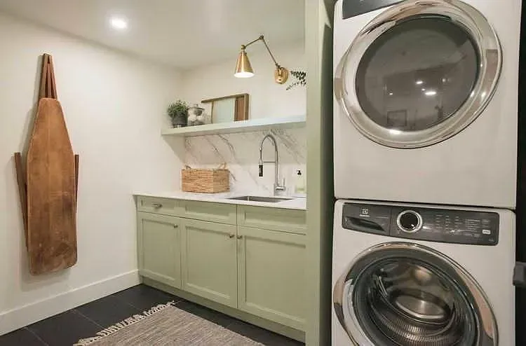 Saybrook Sage laundry room picture