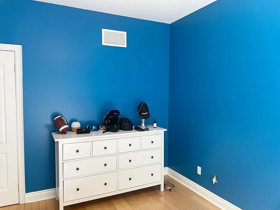 Benjamin Moore Seaport Blue wall paint review