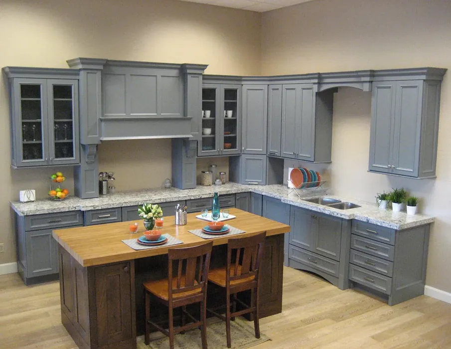 Bm Shaker Gray Kitchen Cabinets