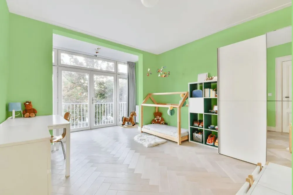 Benjamin Moore Shimmering Lime kidsroom interior, children's room