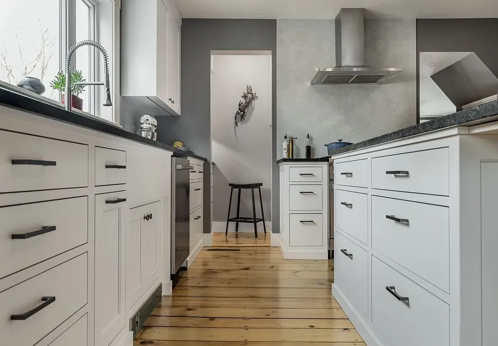 Bm Simply White Kitchen Cabinets