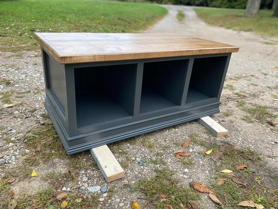 Benjamin Moore Smoke Gray painted furniture 