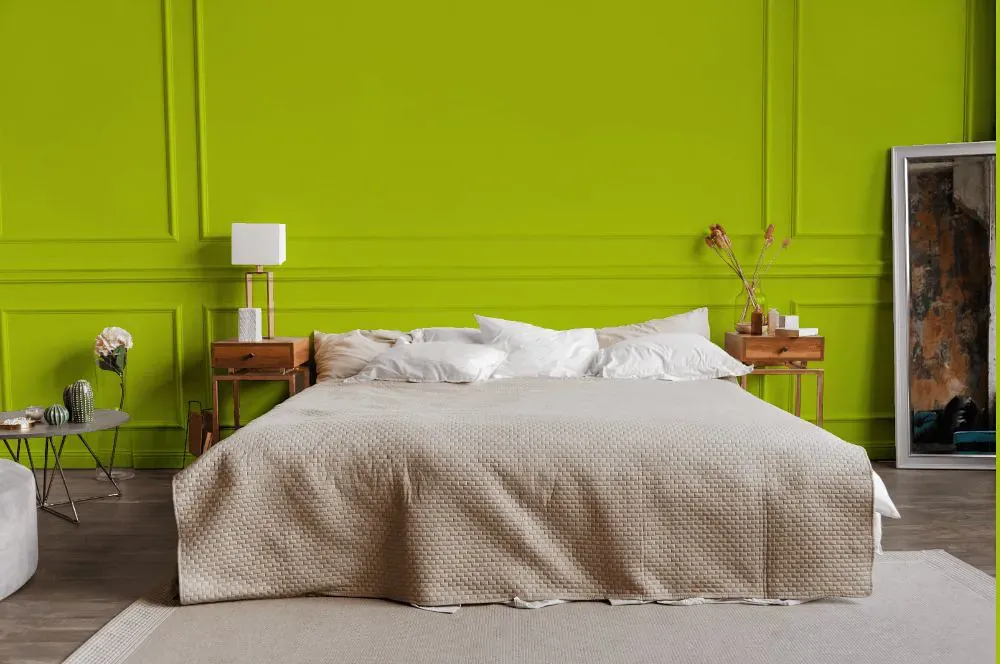 Benjamin Moore Snow Cone Green bedroom