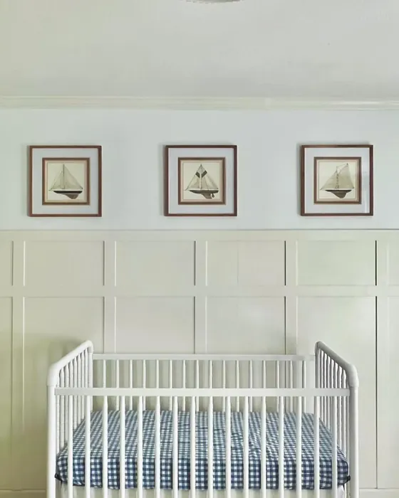 Benjamin Moore OC-66 kids' room 