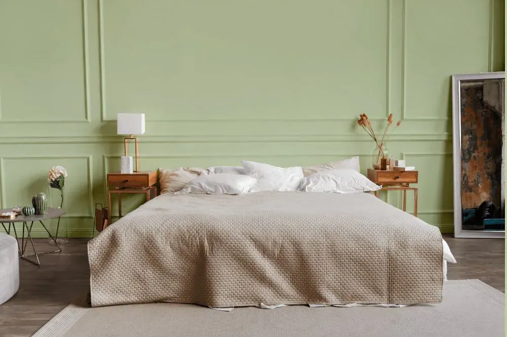 Benjamin Moore Soothing Green bedroom