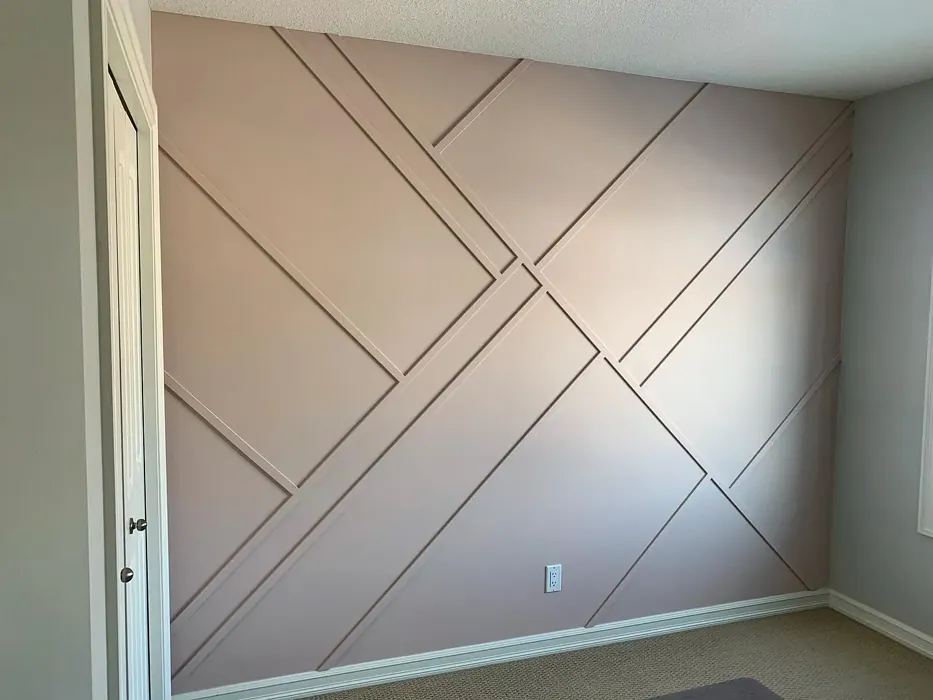 Benjamin Moore Southern Comfort accent wall 