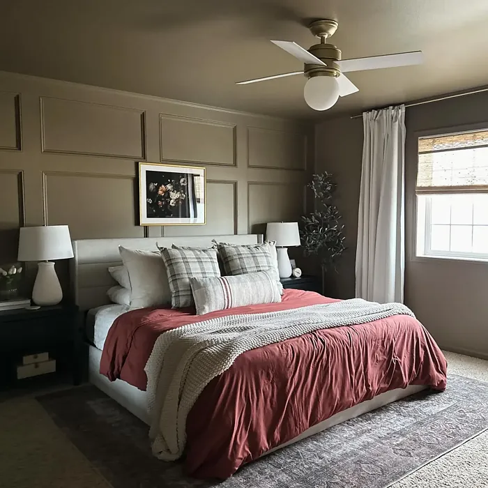 Benjamin Moore Stampede bedroom color