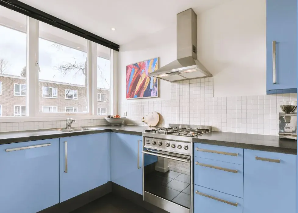Benjamin Moore Swiss Blue kitchen cabinets