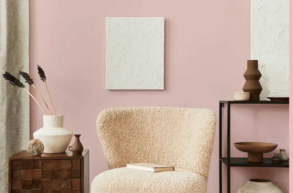 Benjamin Moore Tippy Toes living room interior