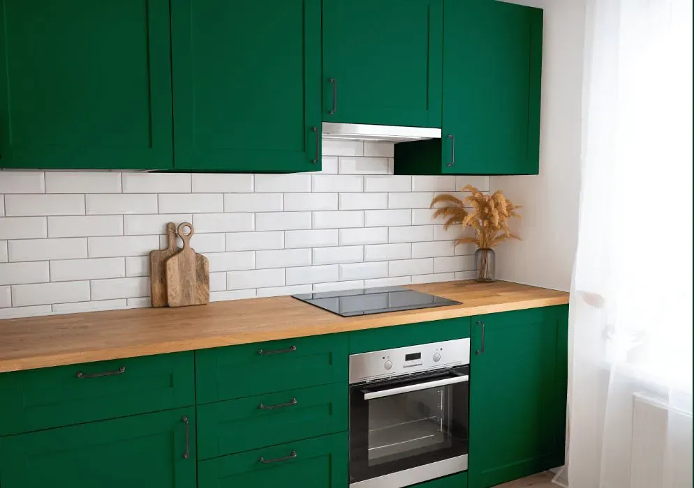 Benjamin Moore True Green kitchen cabinets
