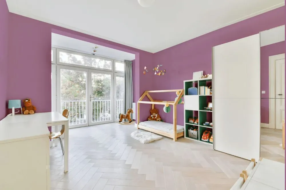 Benjamin Moore Victorian Purple kidsroom interior, children's room