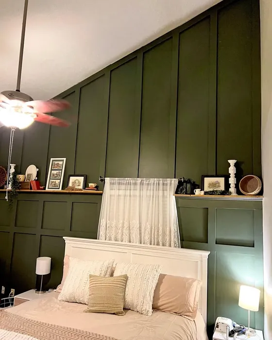 Benjamin Moore Vintage Vogue bedroom color