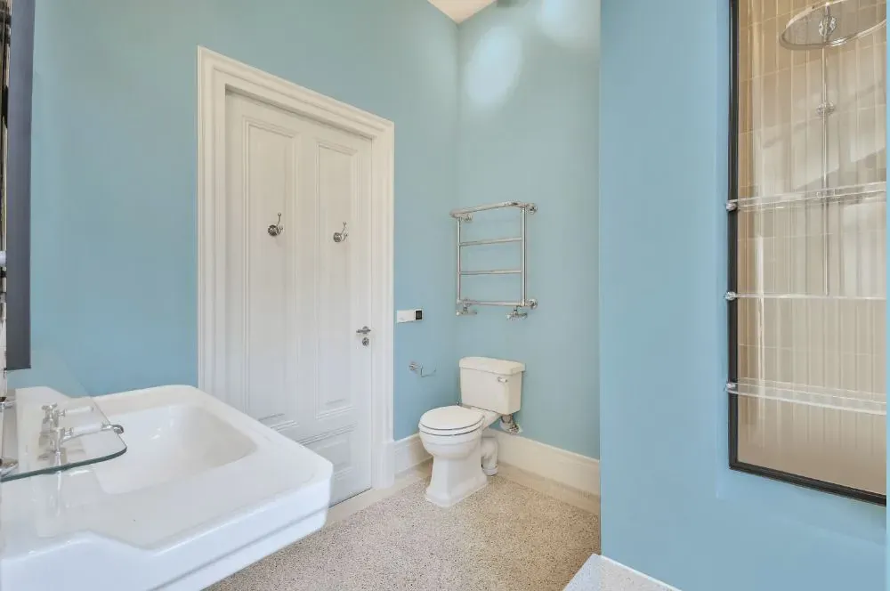 Benjamin Moore Watercolor Blue bathroom