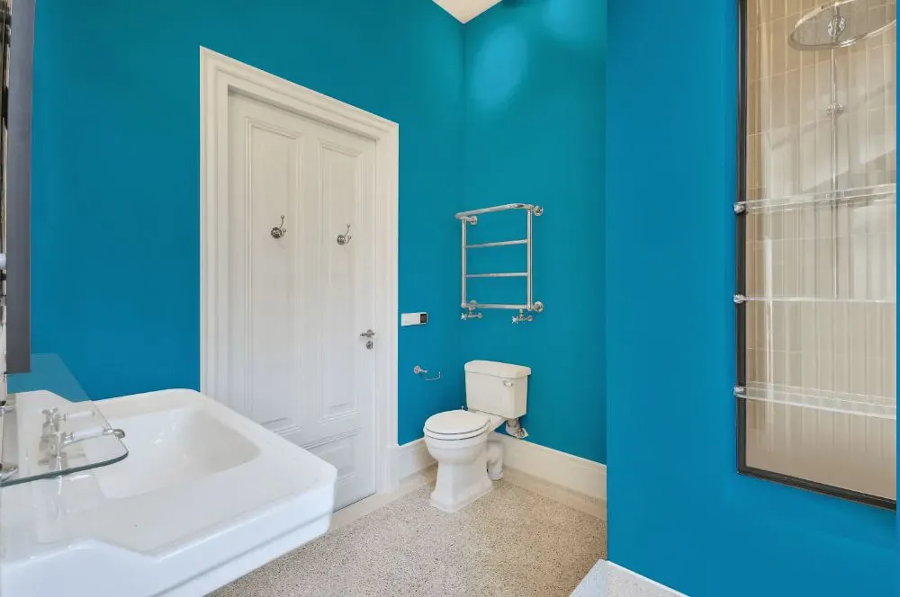 Benjamin Moore Yosemite Blue bathroom