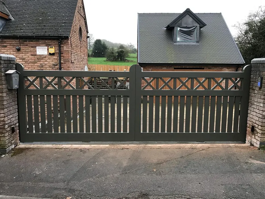 RAL Classic  Brown grey RAL 7013 sliding gate