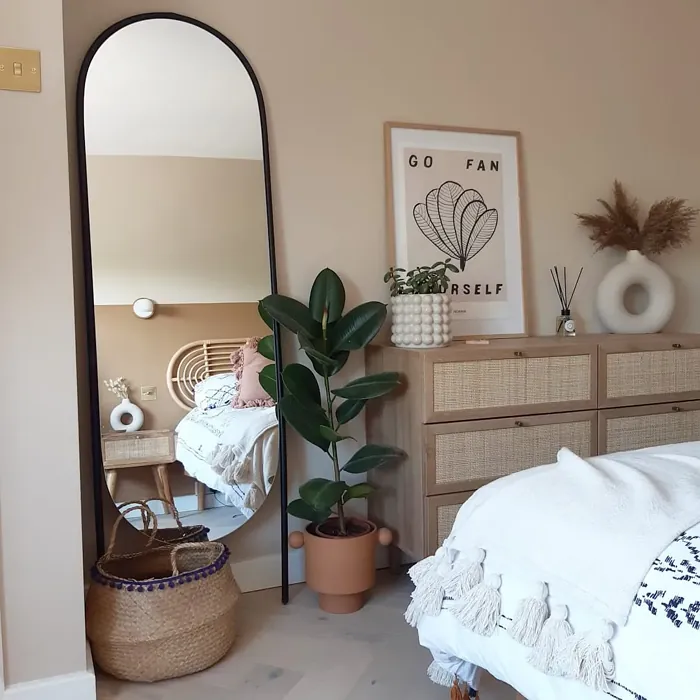 Dulux 10YY 59/111 boho bedroom 