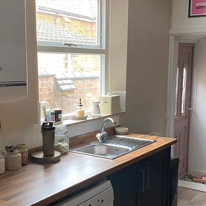 Dulux Caramel Latte kitchen interior