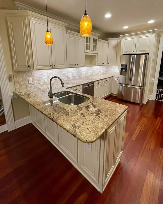 SW Casa Blanca kitchen cabinets review