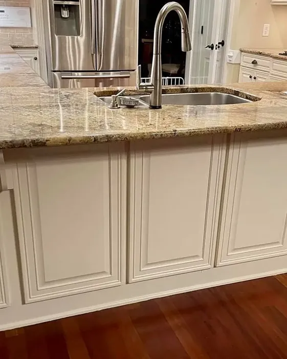 SW Casa Blanca kitchen cabinets paint review