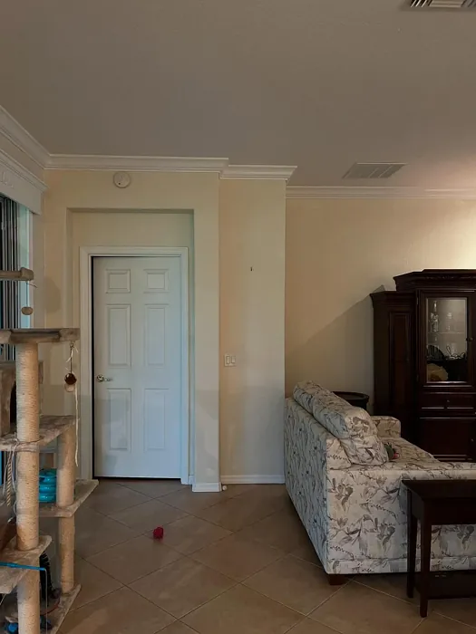 SW Casa Blanca wall paint color